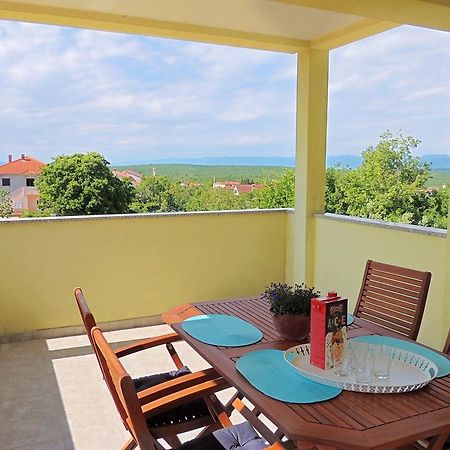 Private Accommodation Kirincic Vrh  ภายนอก รูปภาพ